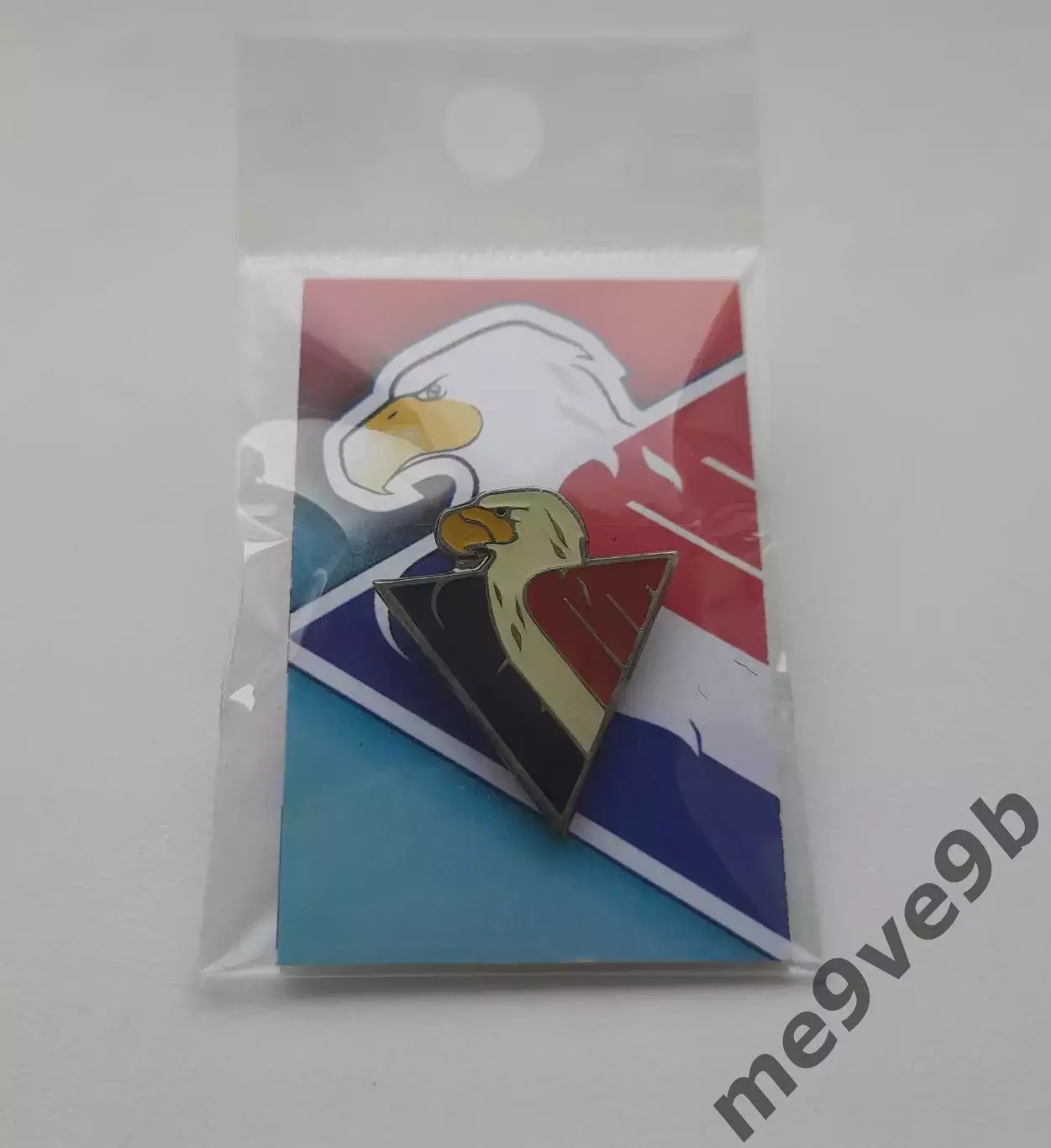 Официальный значок ХК Слован Братислава, Словакия. Выпуск 2012 года