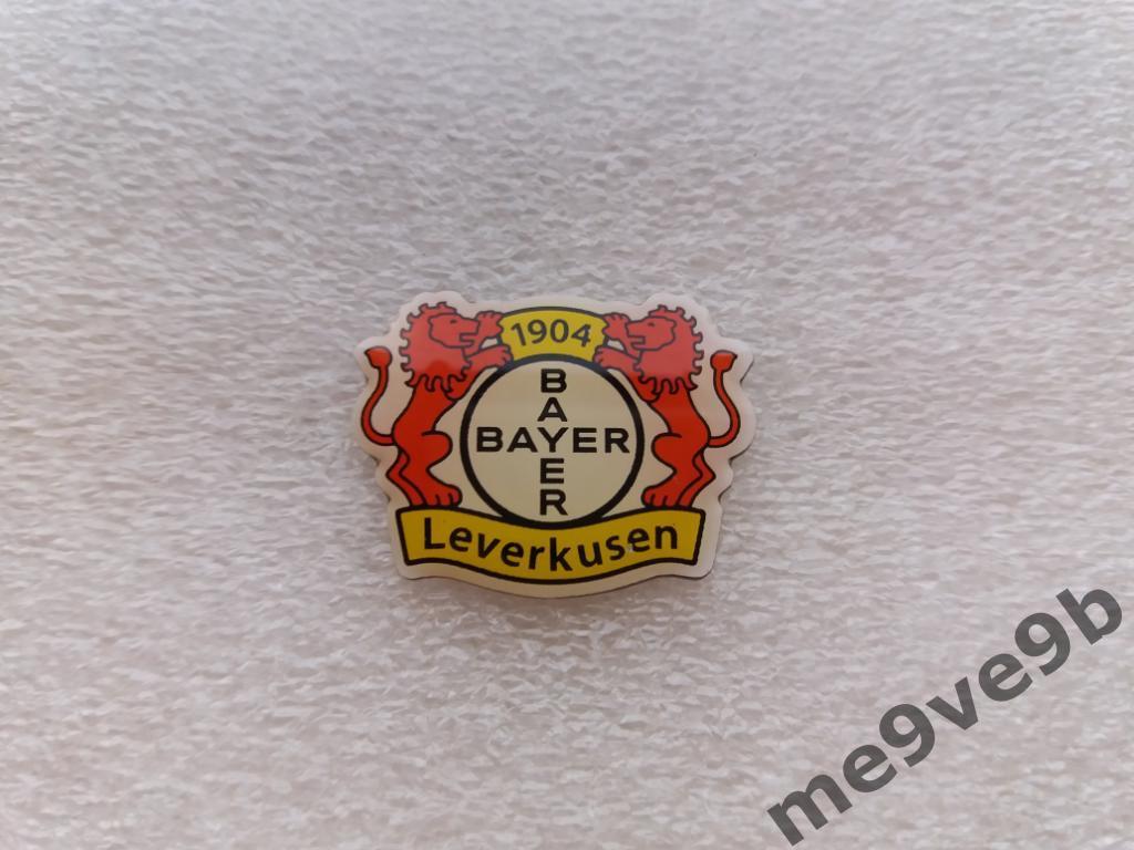 Официальный значок ФК Байер 04 Леверкузен, Германия