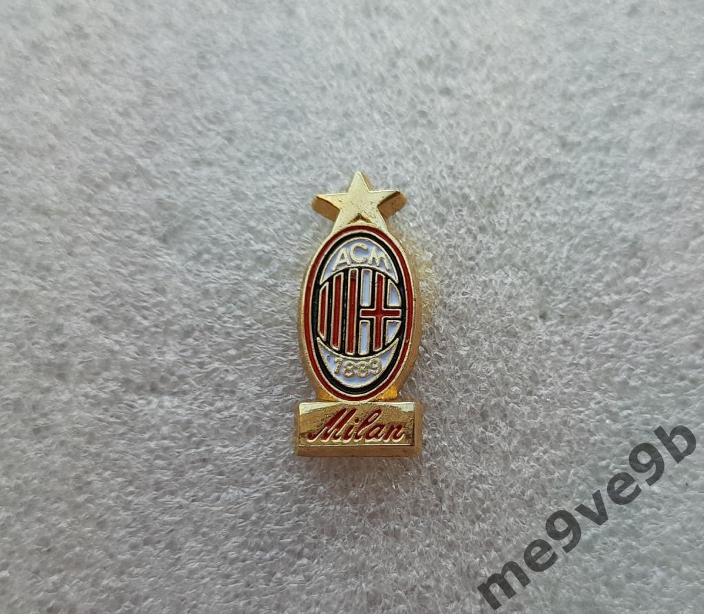 Официальный значок ФК Милан Милан, Италия (1)