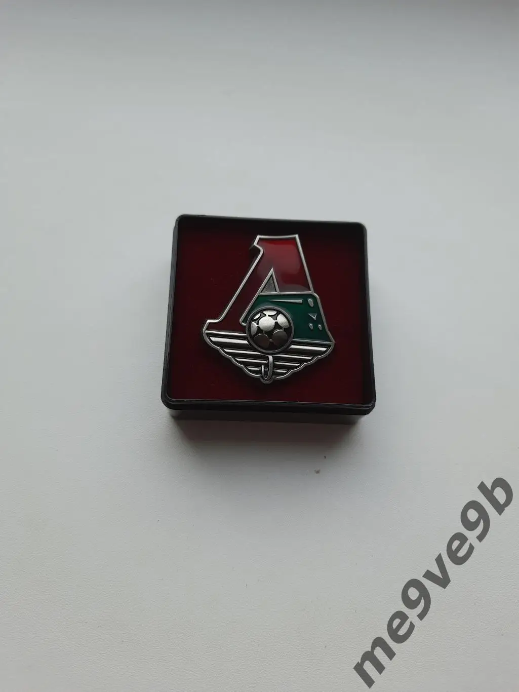 (2) Официальный значок ФК Локомотив Москва. РАСПРОДАЖА КОЛЛЕКЦИИ