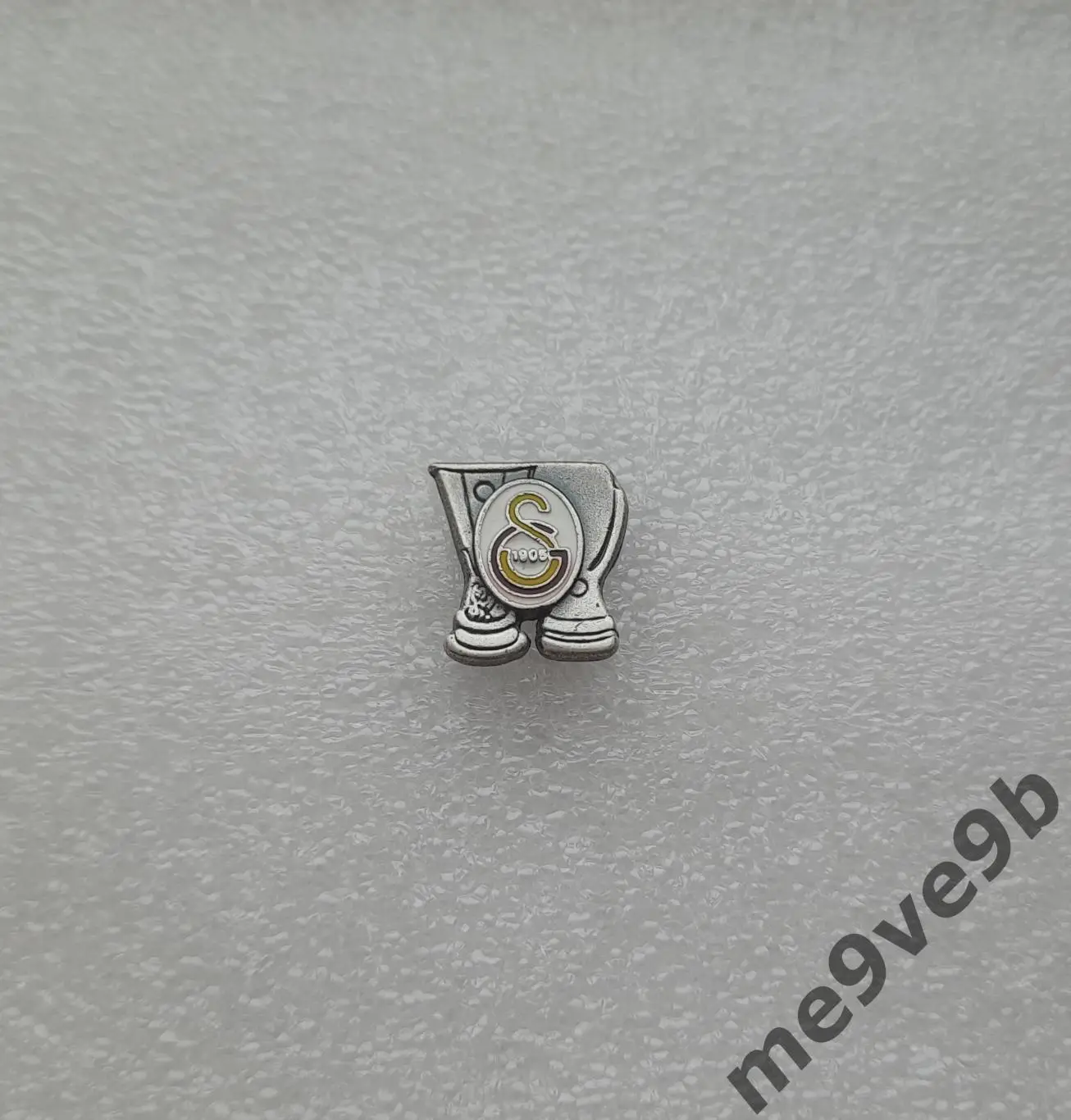 Официальный значок ФК Галатасарай Стамбул, Турция