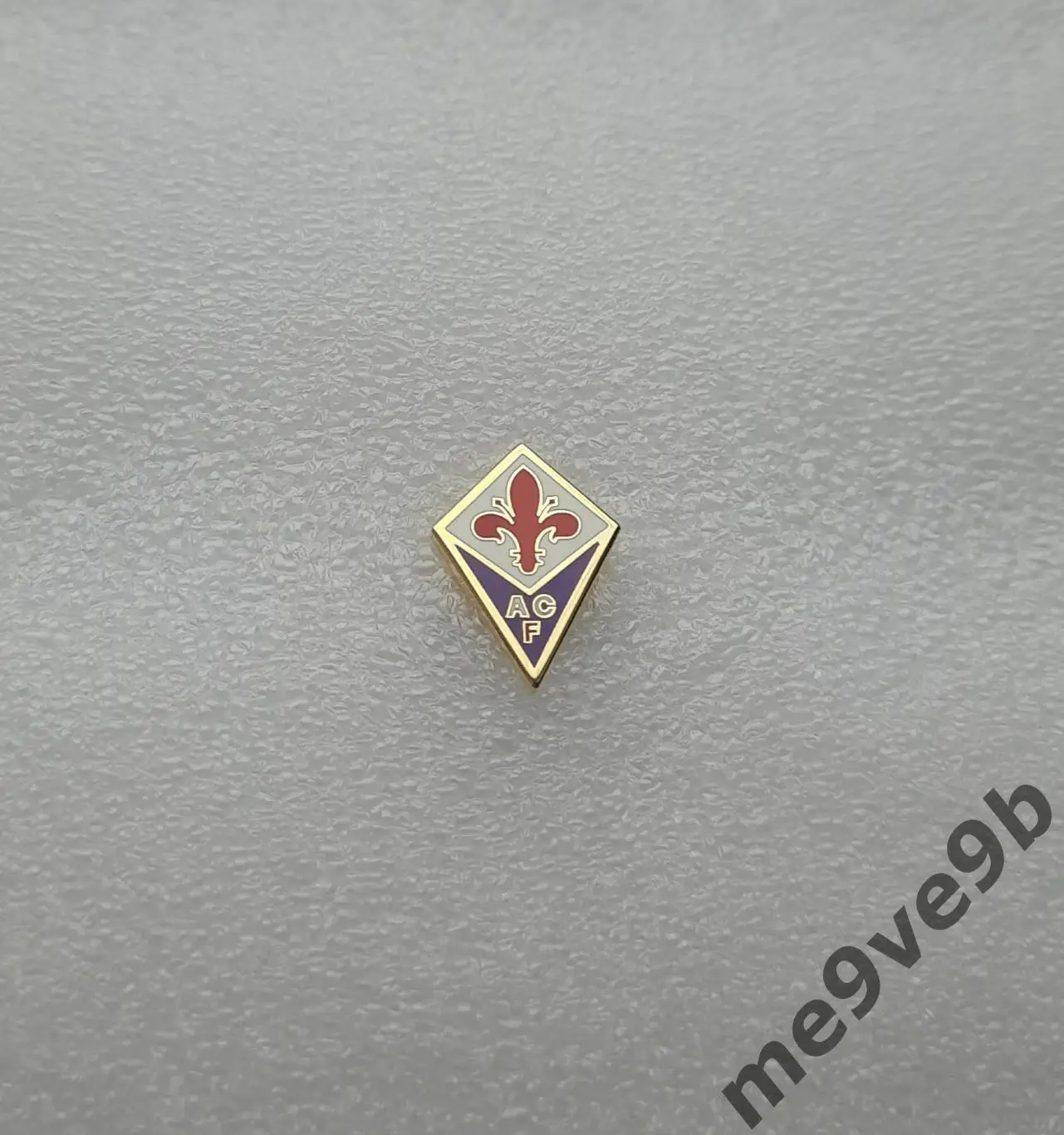 Официальный значок ФК Фиорентина Флоренция, Италия