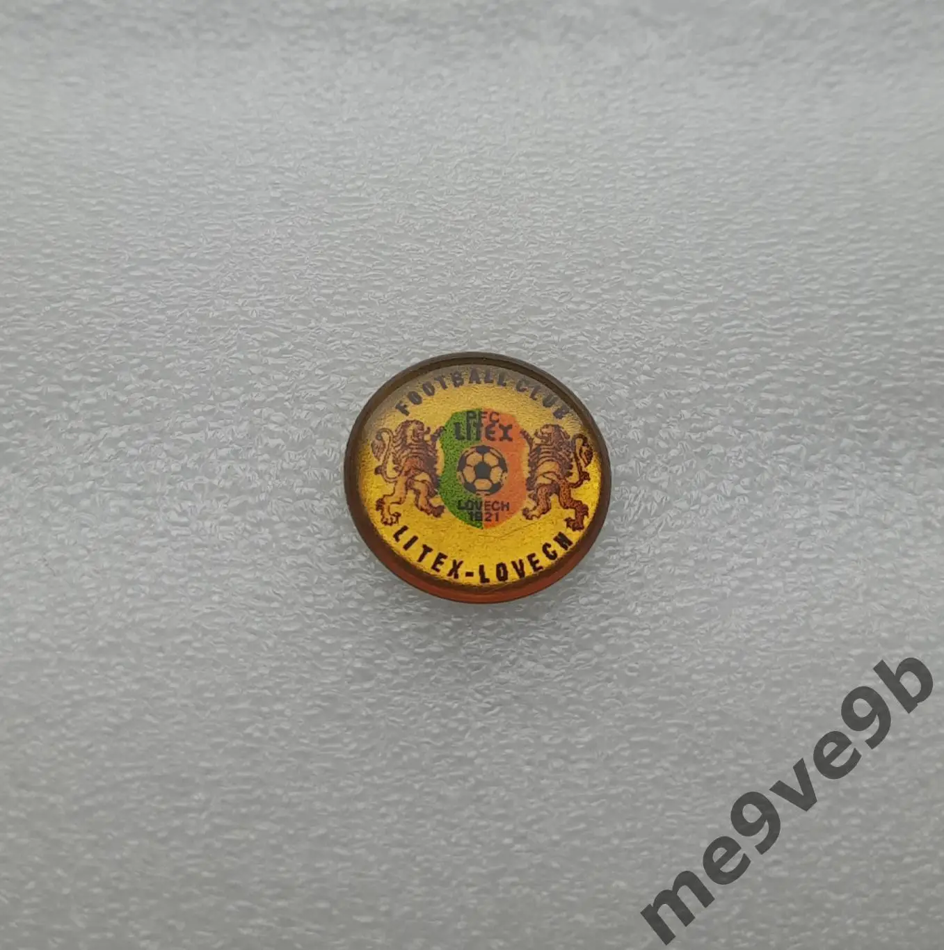 Официальный значок ФК Литекс Ловеч, Болгария