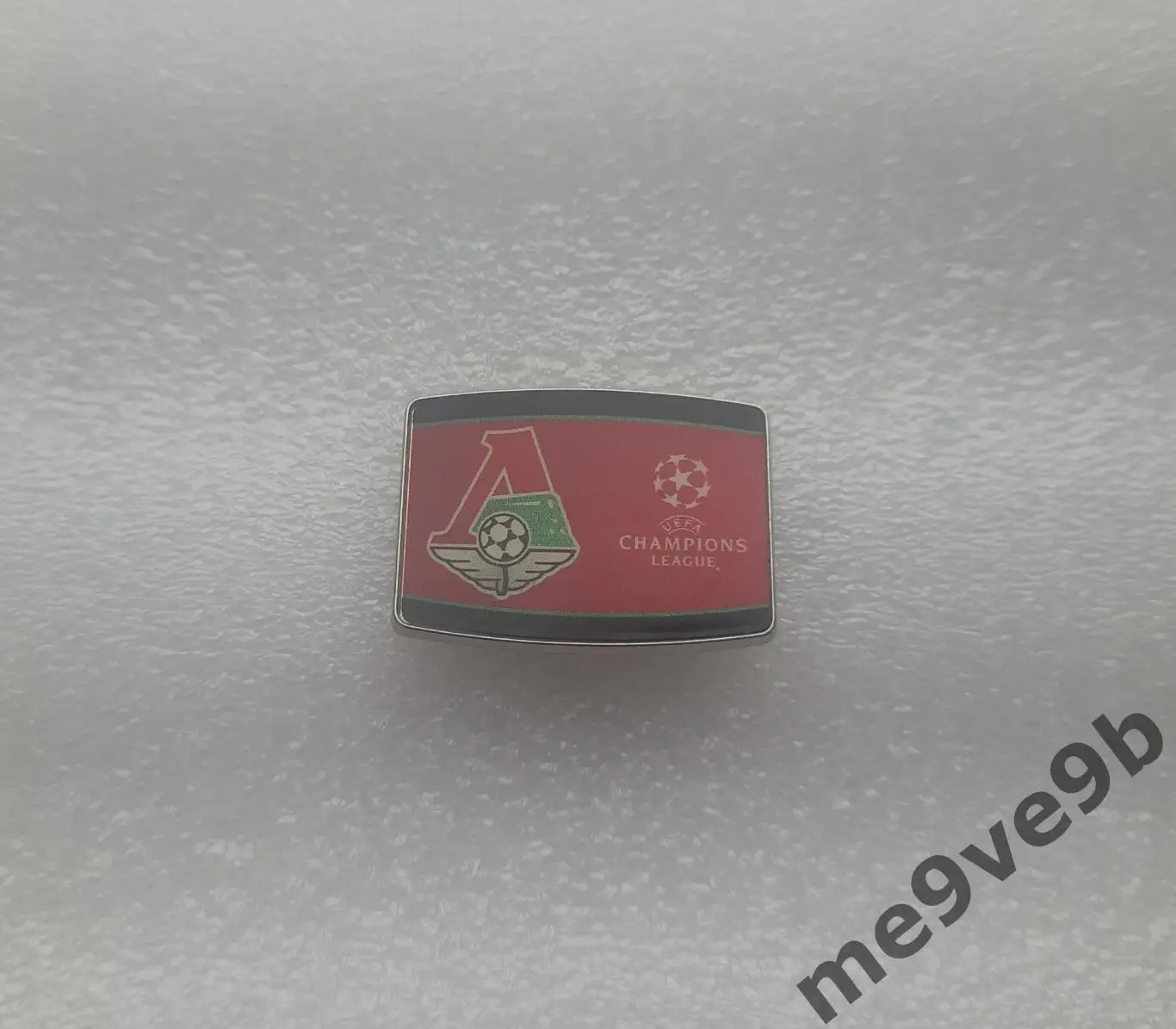 Официальный значок ФК Локомотив Москва