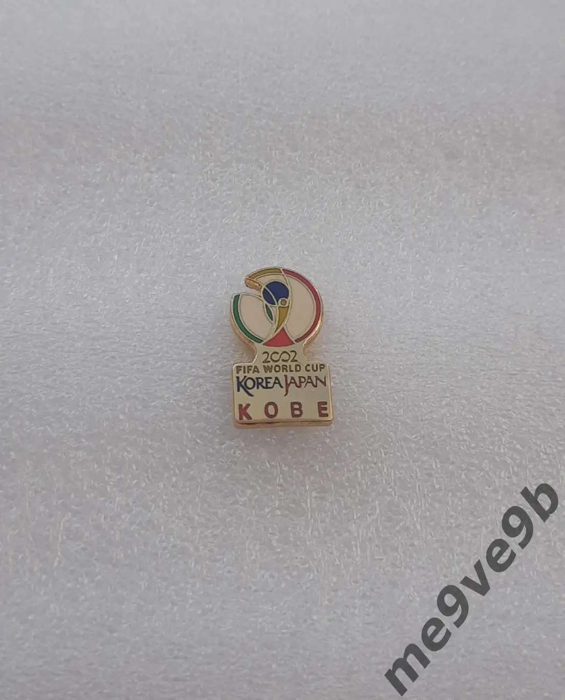 Официальный значок чемпионата мира по футболу Южная Корея и Япония 2002