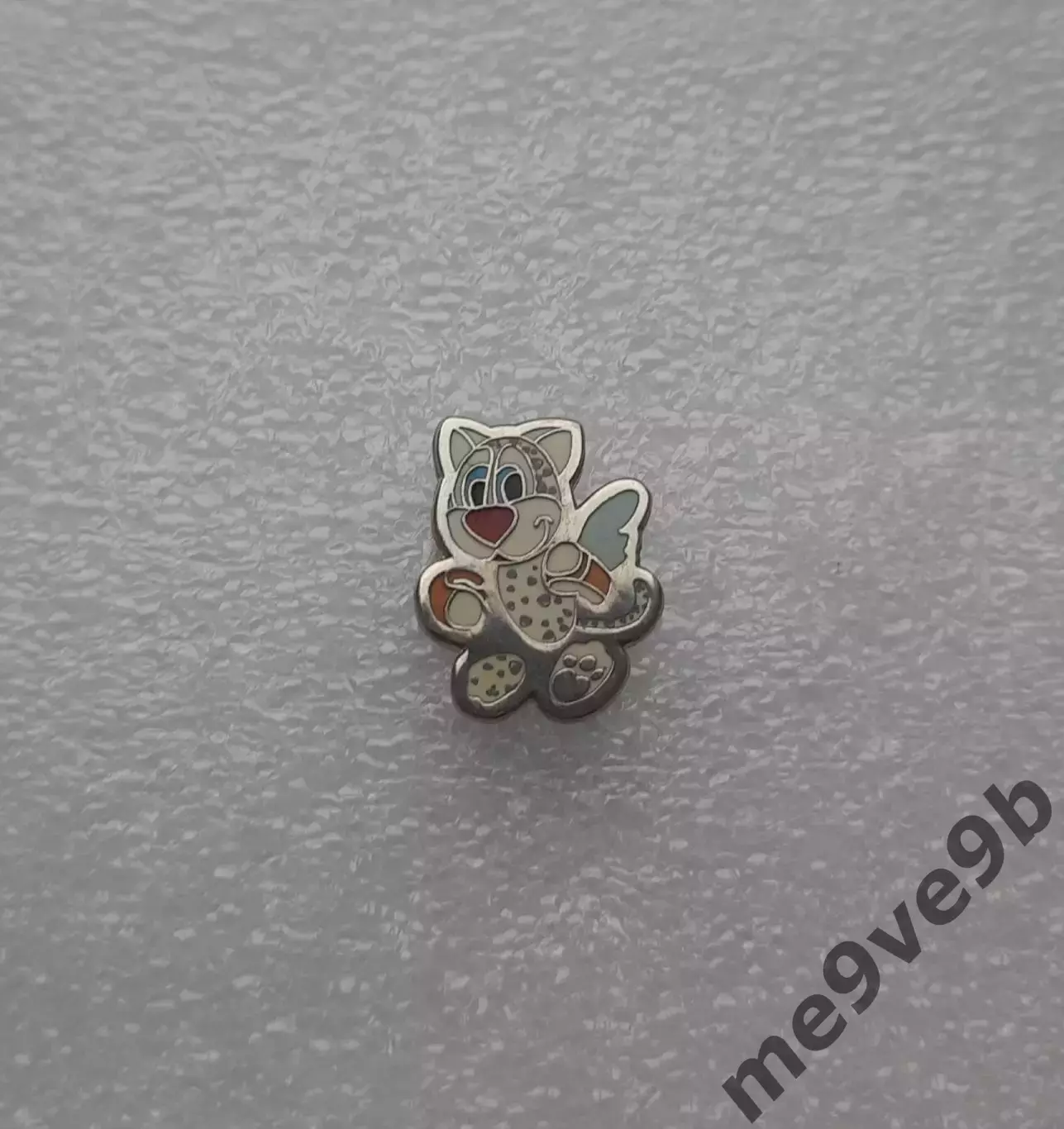 (4) Официальный значок талисмана Юни Всемирной летней Универсиады Казань 2013