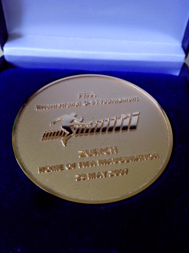 Футбол.Официальная медаль ФИФА. International U-14 Tournament Цюрих 2007