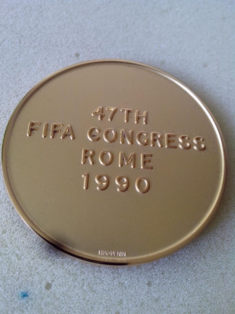 Футбол.Официальная медаль ФИФА. 47-й конгресс Rome 1990 1