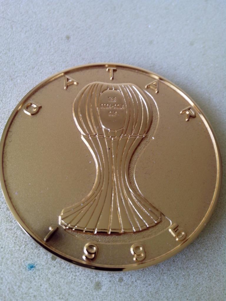Футбол.Официальная медаль ФИФА. CUP World Youth Champion Ship Катар 1990 1