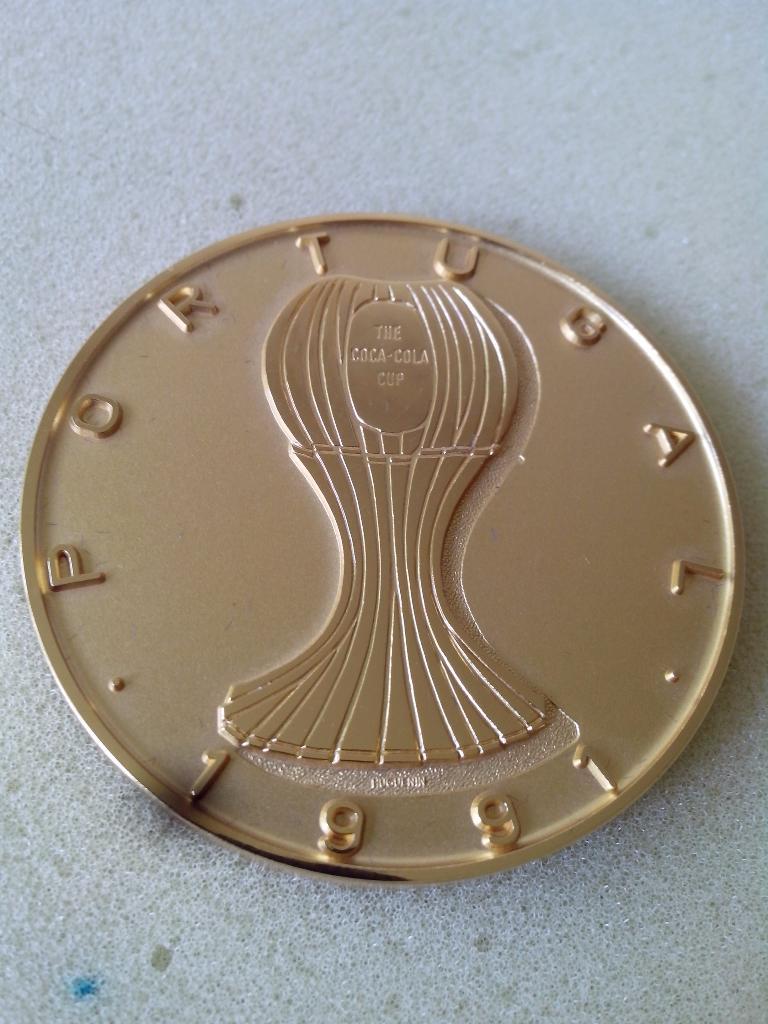 Футбол.Официальная медаль ФИФА. CUP World Youth Champion Ship Португалия 1991 1