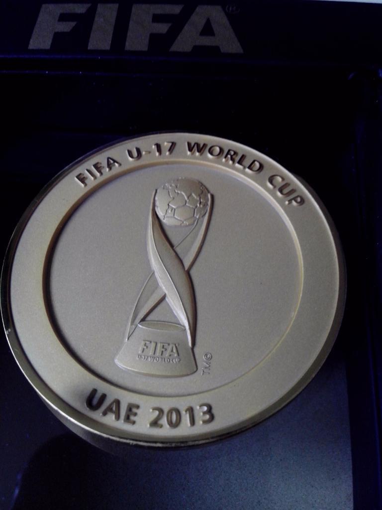 Футбол.Официальная медаль ФИФА. U-17World Cup UAE 2013 1