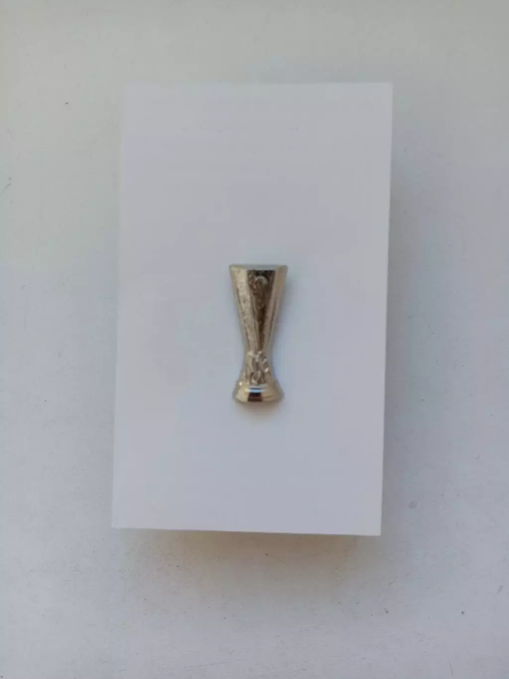 Значок. Кубок Лиги Европы УЕФА новый