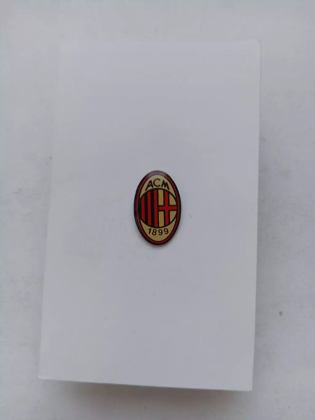 ФК Милан официальный знак