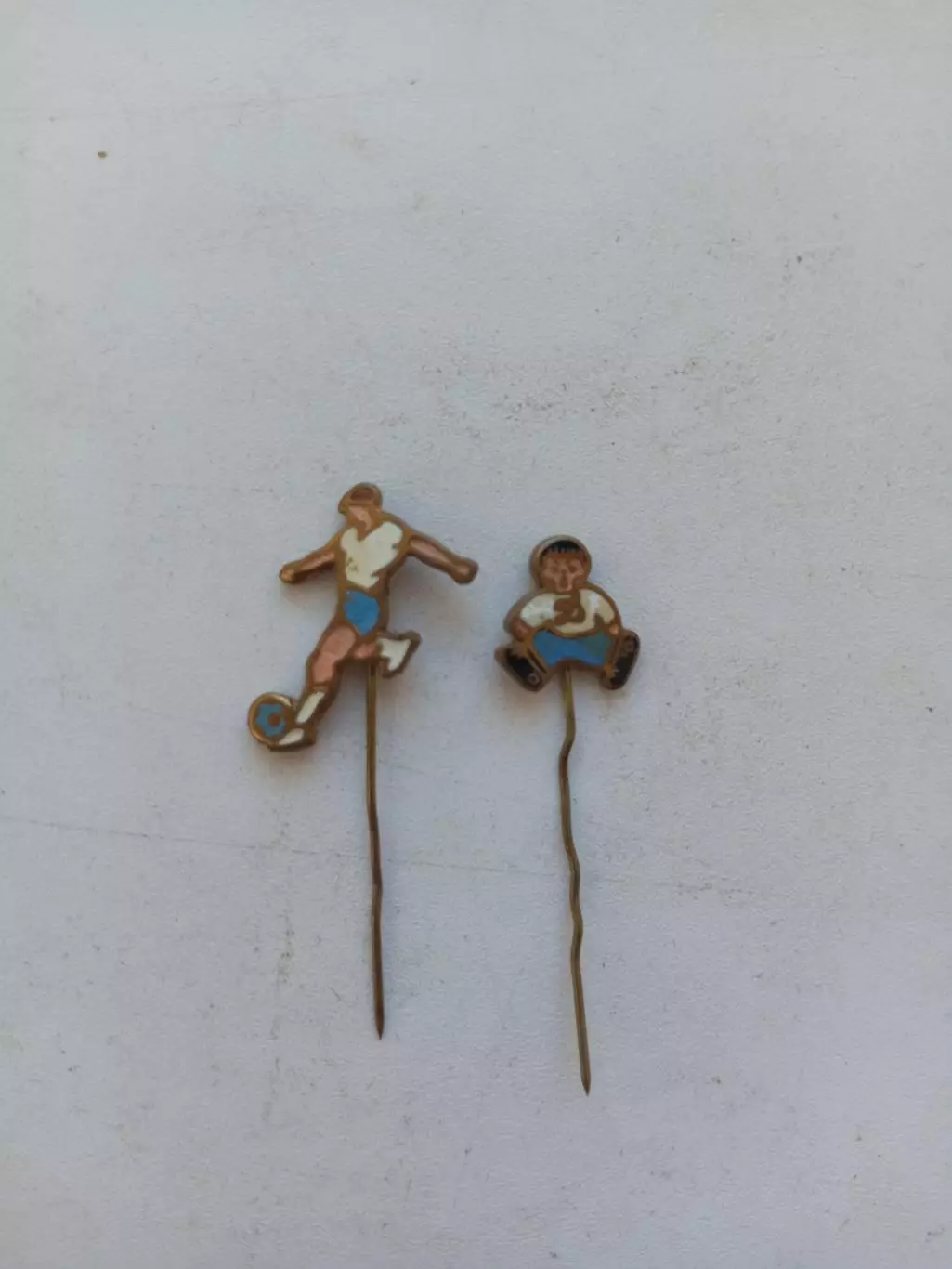 Значок. ФК Динамо 2 знака