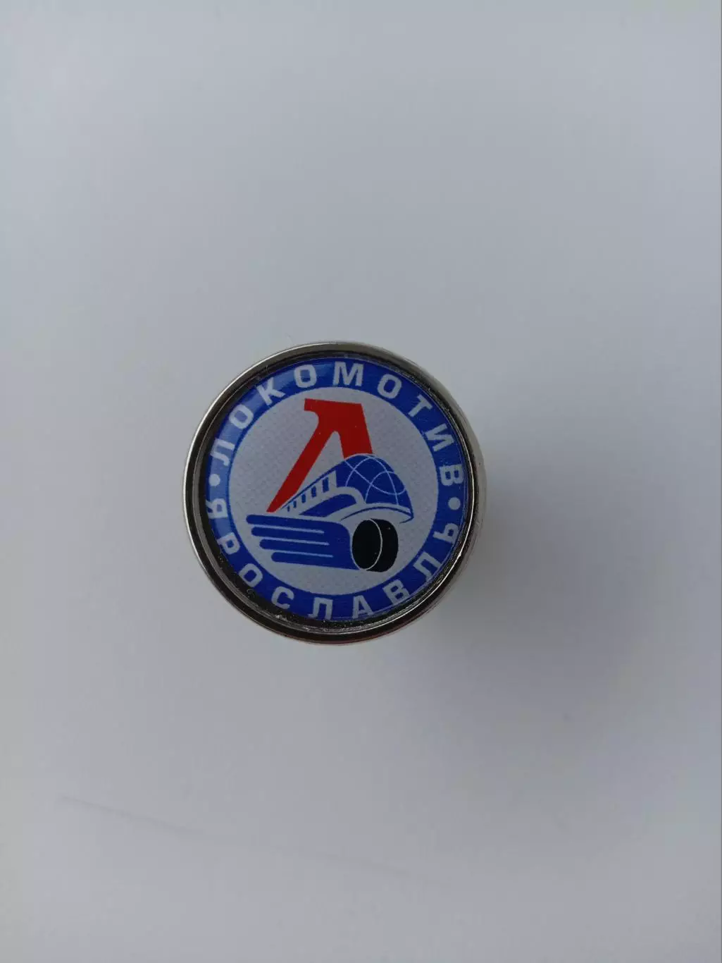 Значок. КХЛ ХК Локомотив Ярославль 1