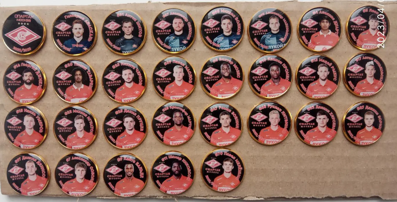 ФК Спартак Москва игроки сезона 22\23 -29 значков