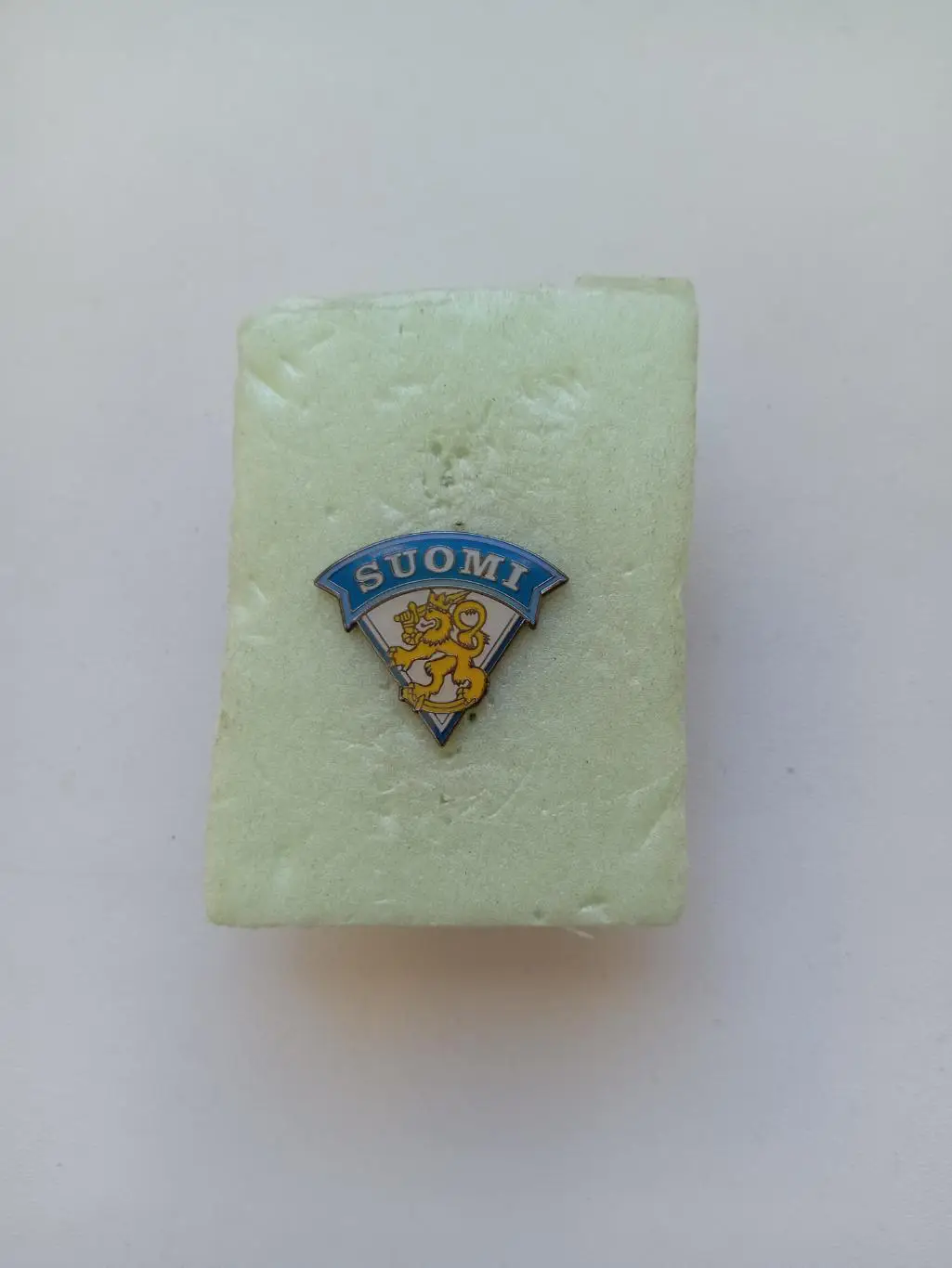 Значок.Финляндия Федерация Хоккея