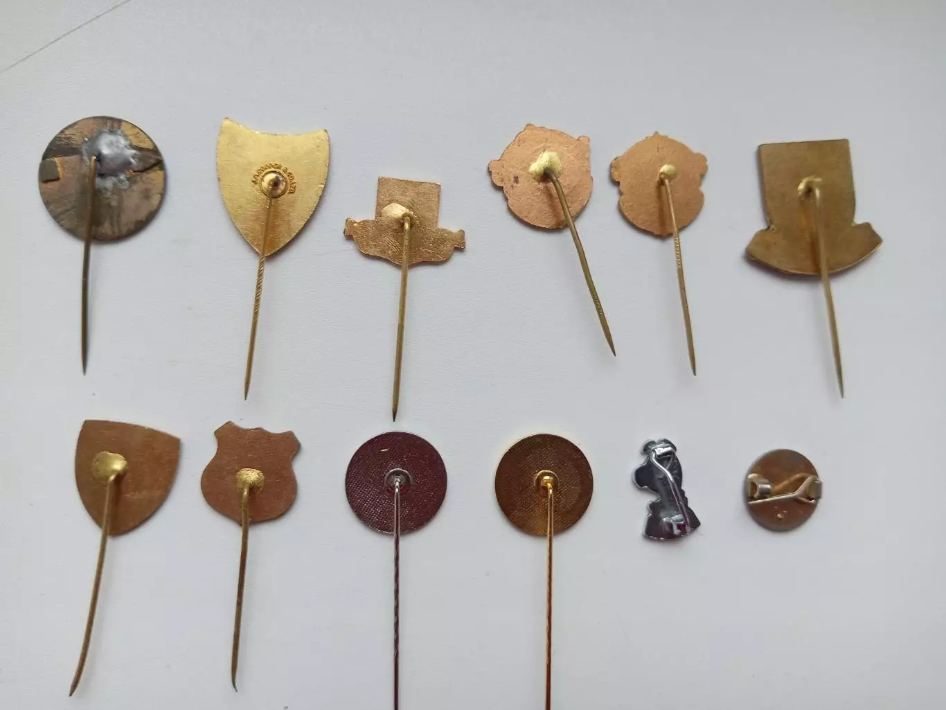 Значки ФК. Англии 12 штук 1