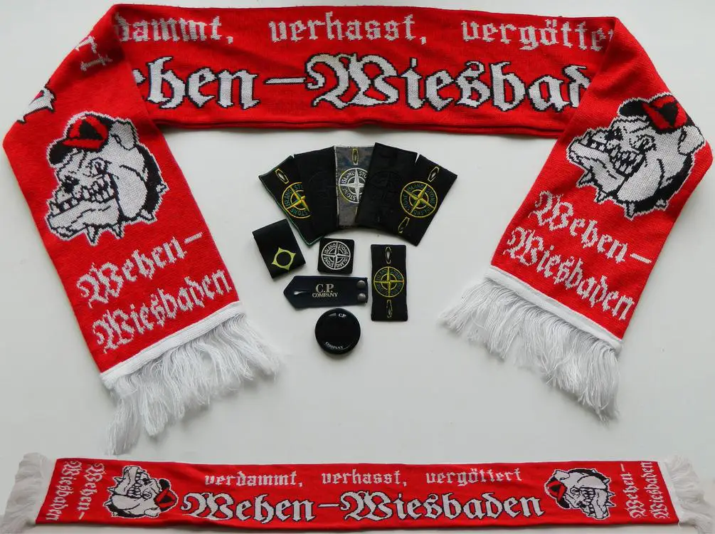 Шарф ФК Веен Висбаден, Германия. Фанатский шарф.