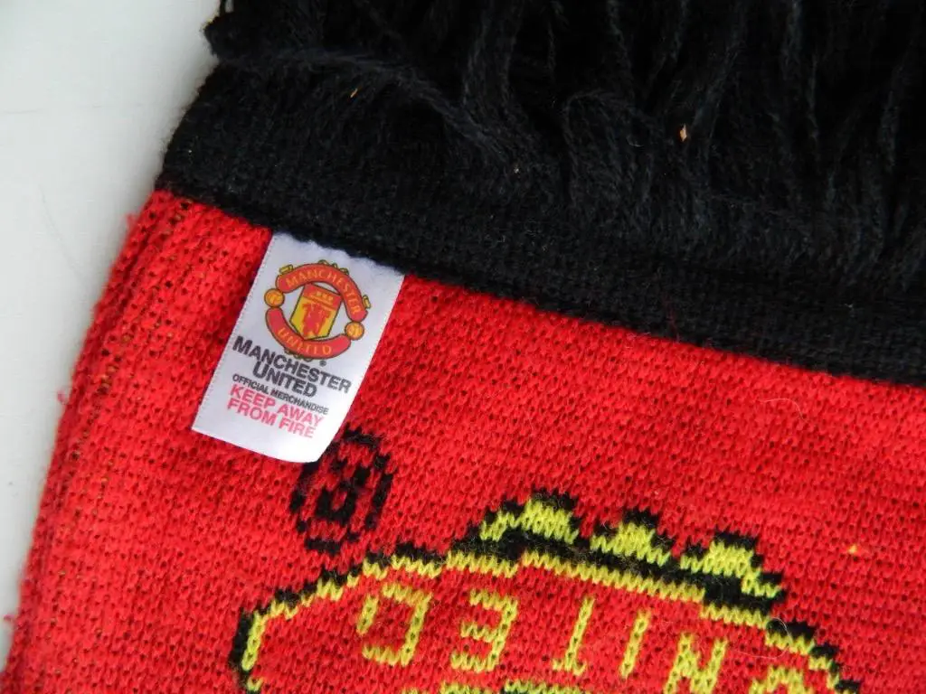Шарф ФК Манчестер Юнайтед (Manchester United), Англия. Пошит в Великобритании. 1