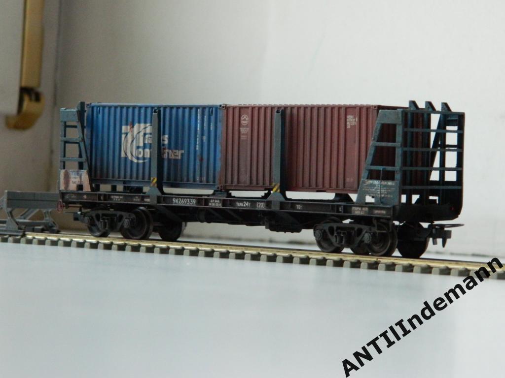 ONEGA (Онега) вагон-платформа (контейнеровоз, лесовоз) РЖД. H0 1/87 (16,5 мм) 1