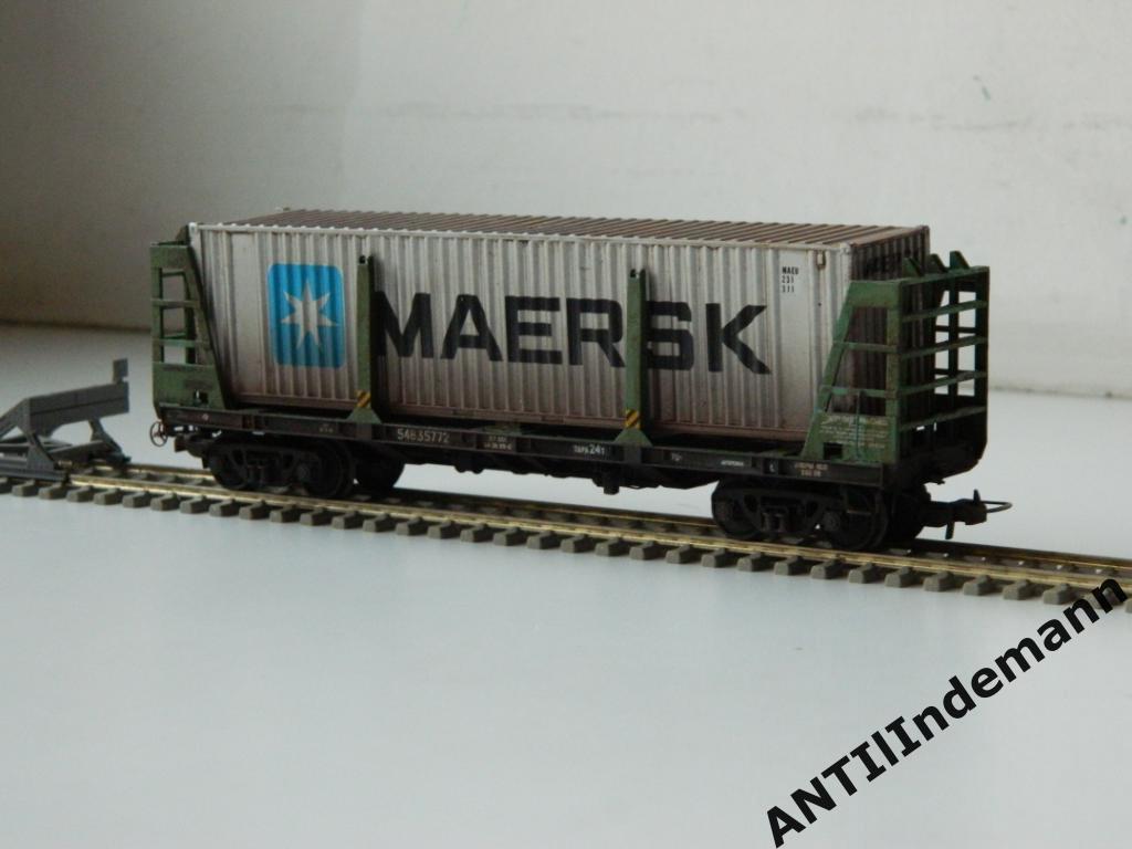 ONEGA (Онега) вагон-платформа (контейнеровоз, лесовоз) РЖД. H0 1/87 (16,5 мм) 1