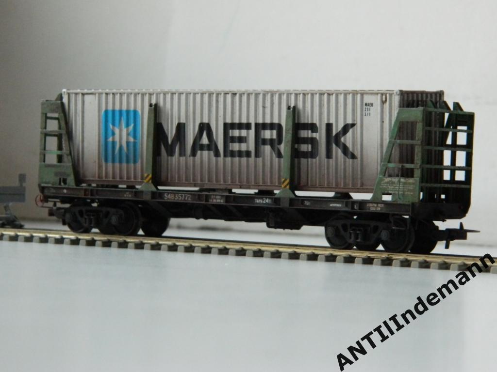 ONEGA (Онега) вагон-платформа (контейнеровоз, лесовоз) РЖД. H0 1/87 (16,5 мм) 2