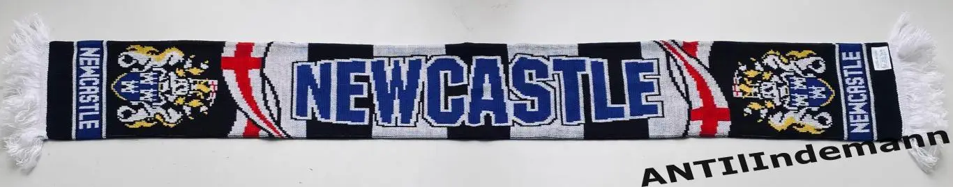Шарф ФК Ньюкасл Юнайтед Ньюкасл-апон-Тайн, Англия 1