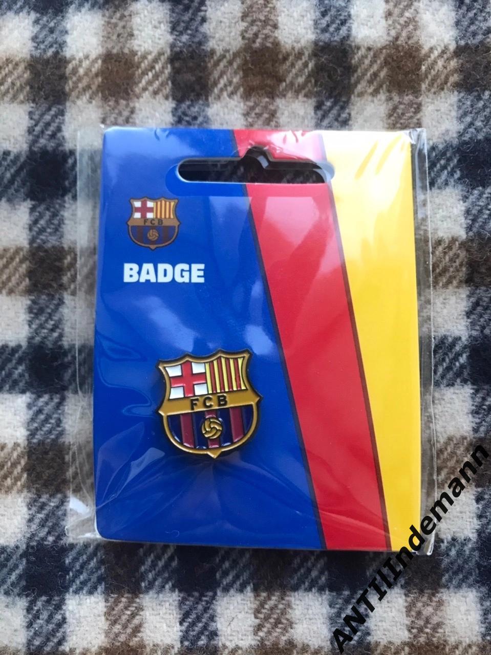 Значок (знак) ФК Барселона Испания (Каталония)