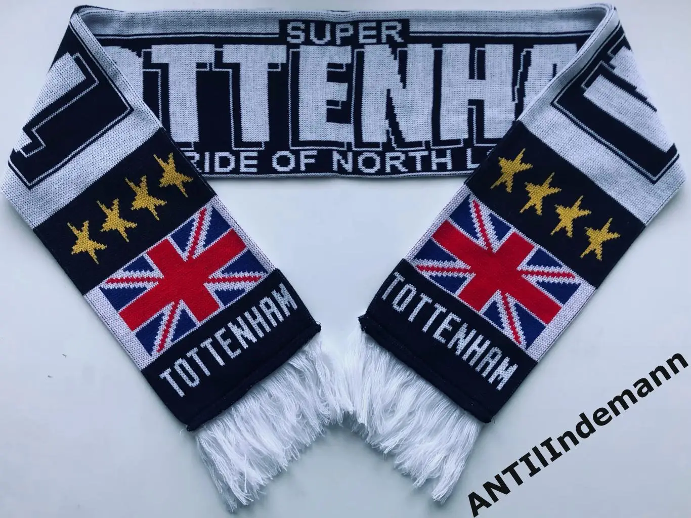 Шарф ФК Тоттенхэм (Тоттенхем) Хотспур (Tottenham Hotspur) Лондон, Англия.
