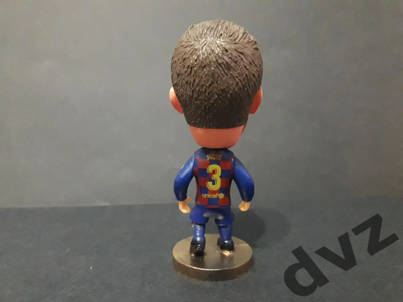 Жерар Пике. Барселона. Фигурки футболистов. Серия Soccerwe. 2