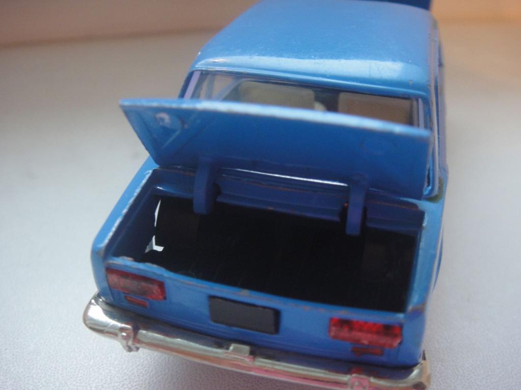 Модель СССР ВАЗ-2101 модель А9, 1:43, Сделано в СССР, цвет синий, в коробке 6
