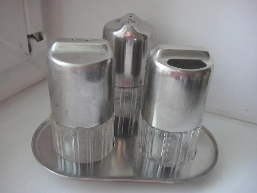 Набор для специй солонка СССР НЗЛ, цена 2 р. 95 коп., нерж.