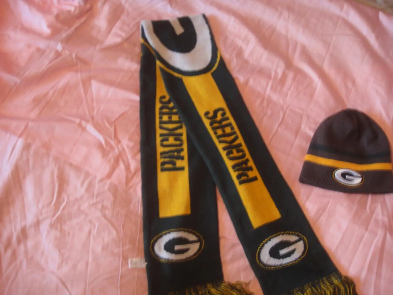 Американский футбол NFL Грин-Бей Пэкерс (англ. Green Bay Packers, «Упаковщики») 2