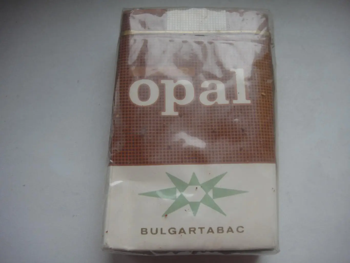 Пачка сигарет OPAL BULGARTABAC ОПАЛ БОЛГАРИЯ времён СССР 1