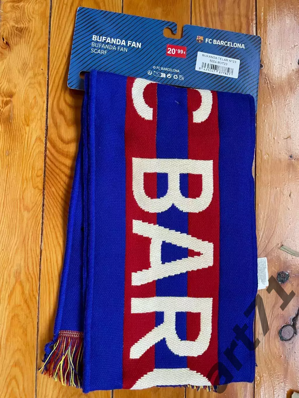 ФК Барселона. Официальный шарф. Из клубного магазина в Барселоне