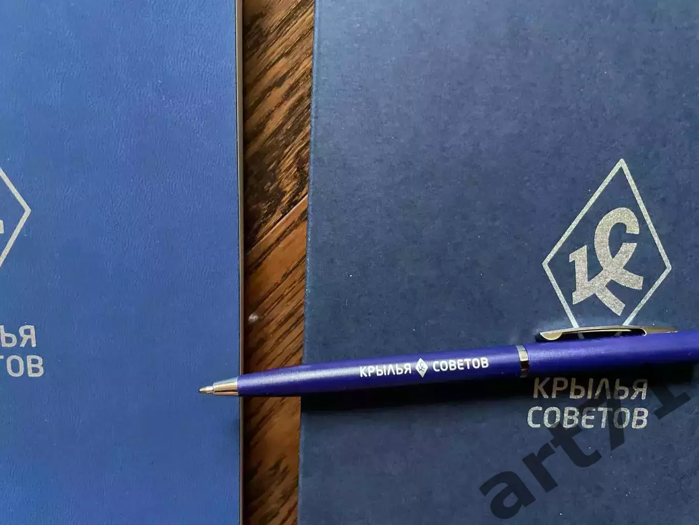 Крылья Советов Самара. Ежедневник + шариковая ручка и пластиковый футляр 4