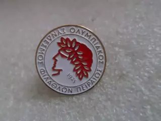 Значок футбол ФК Олимпиакос Греция