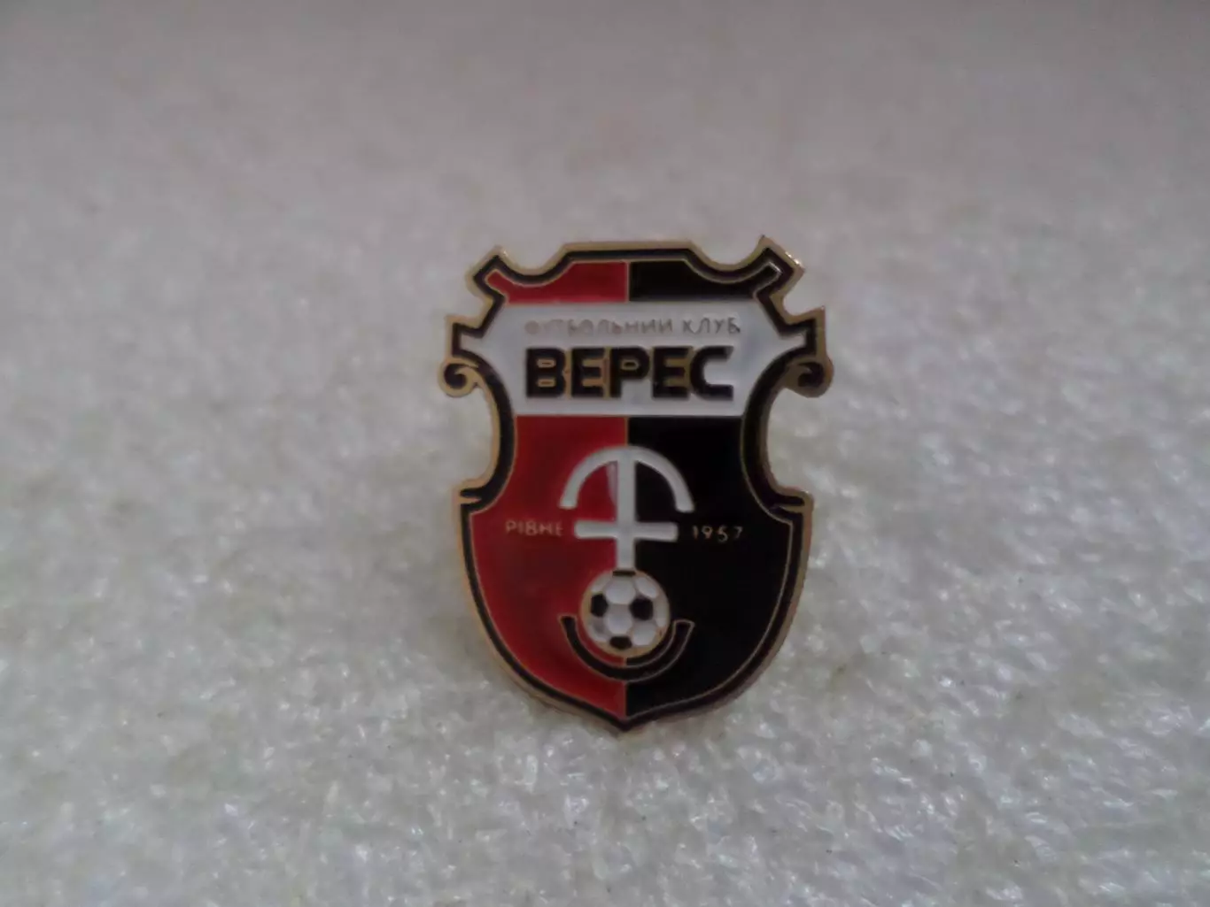Значок футбол ФК Верес Ровно