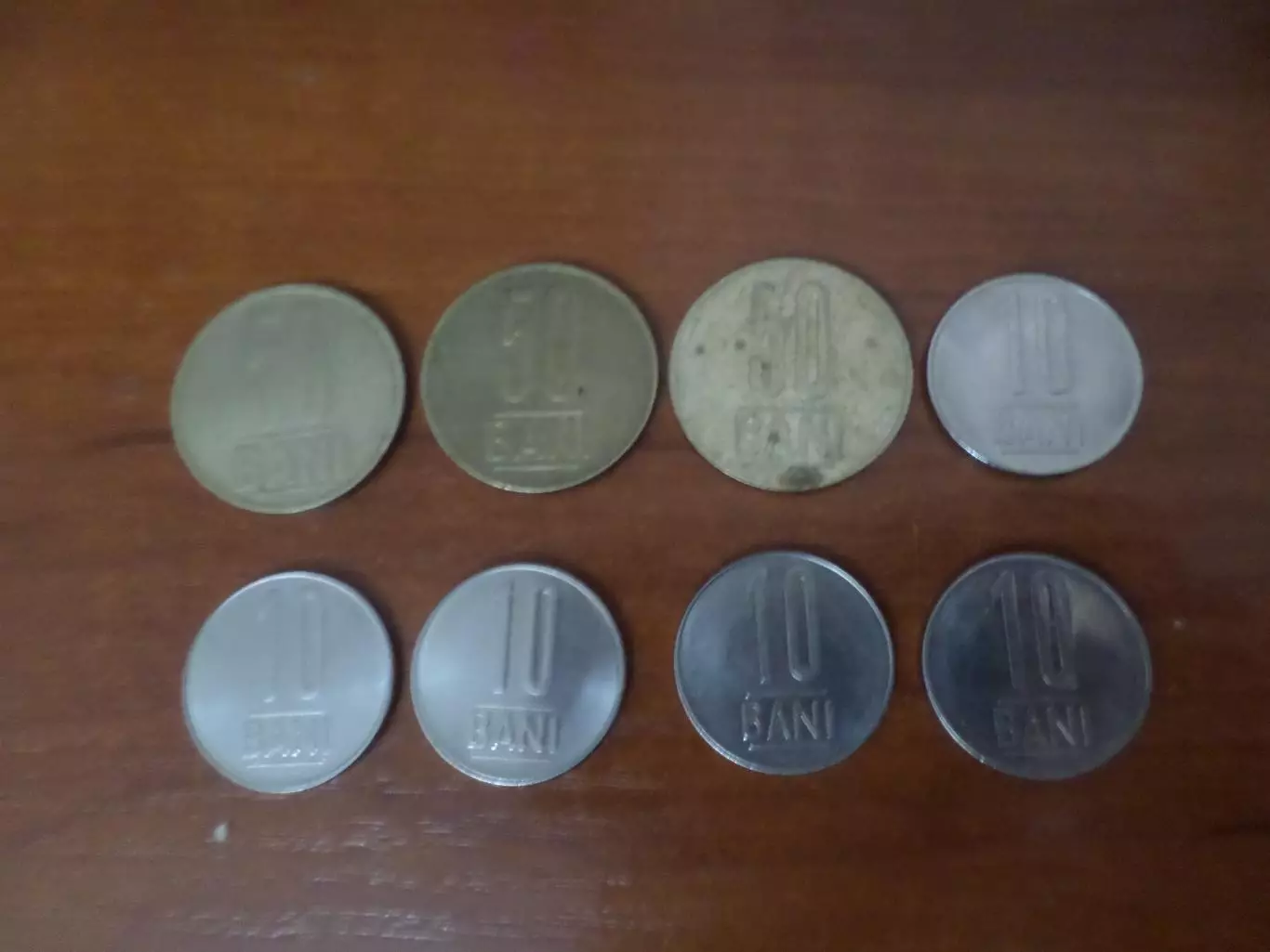 монеты 10 и 50 бани Румыния на сумму 2 лея