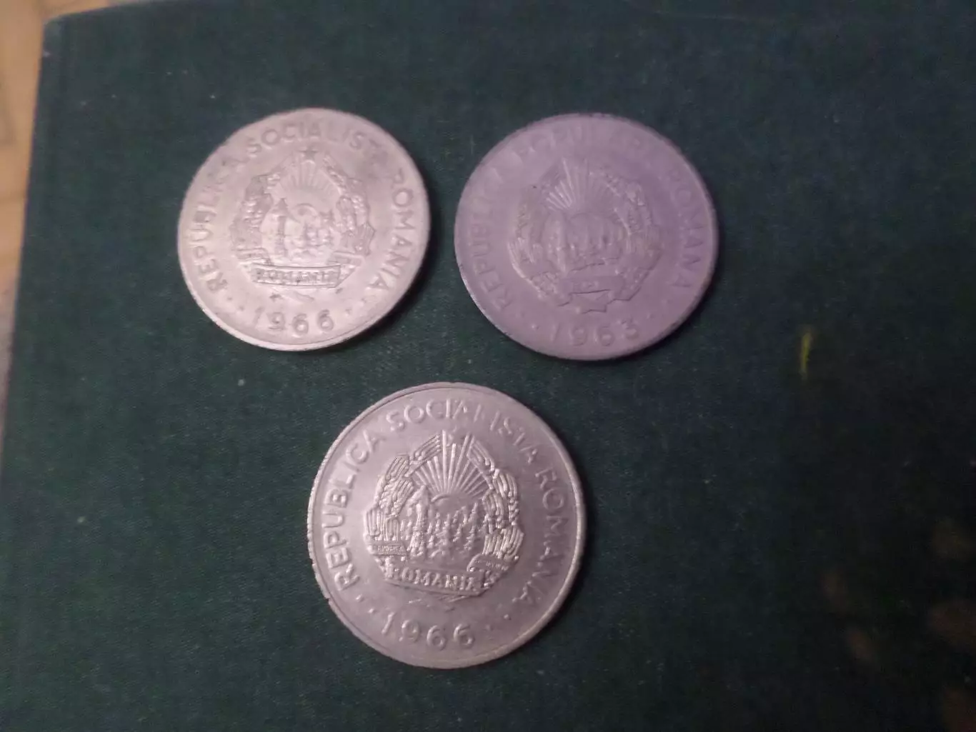 монеты 1 лей Румыния 1966 и 1963 г 3 шт 1