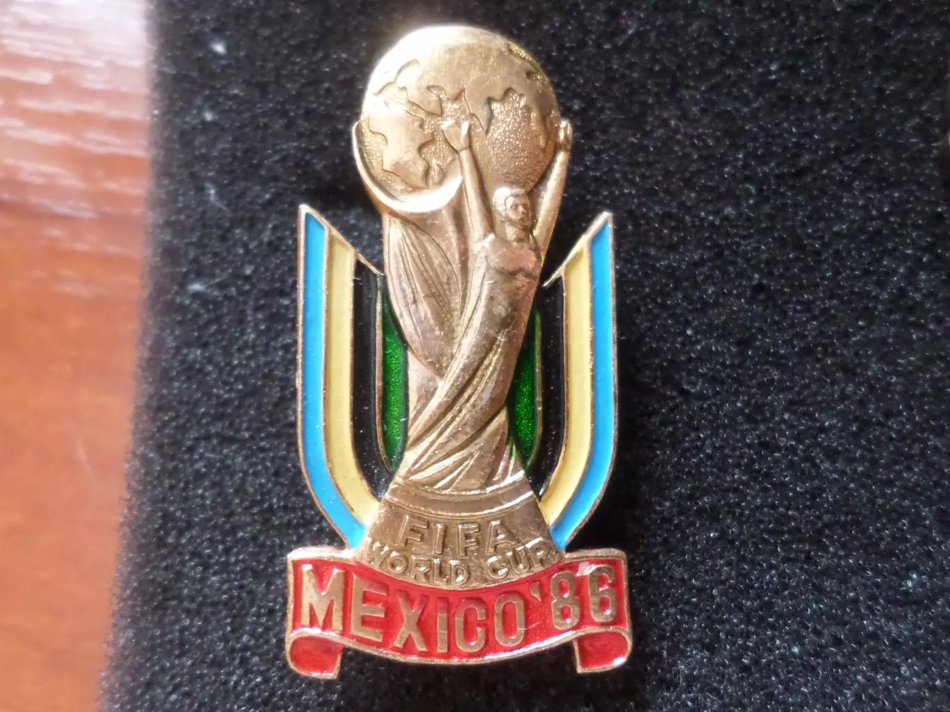 значок футбол Чемпионат мира по футболу 1986 г Мексика см. опис