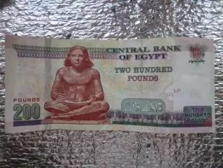 Банкнота 200 фунтов Египет