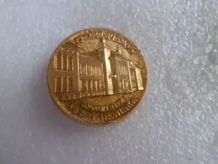 значок г. Полтава Краеведческий музей