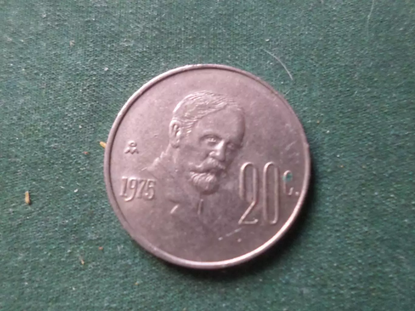 Монета 20 сентаво Мексика 1975 г