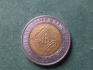 Монета 500 лир Италия 1993 г 100 лет банку Италии
