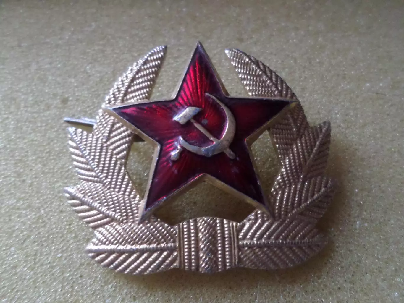 кокарда Советская Армия солдатская.