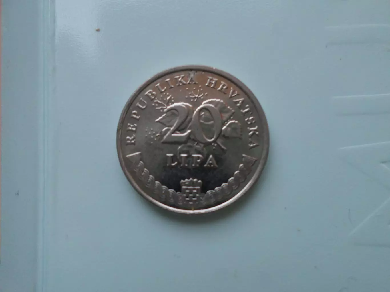 Монета 20 липа Хорватия 2005 г