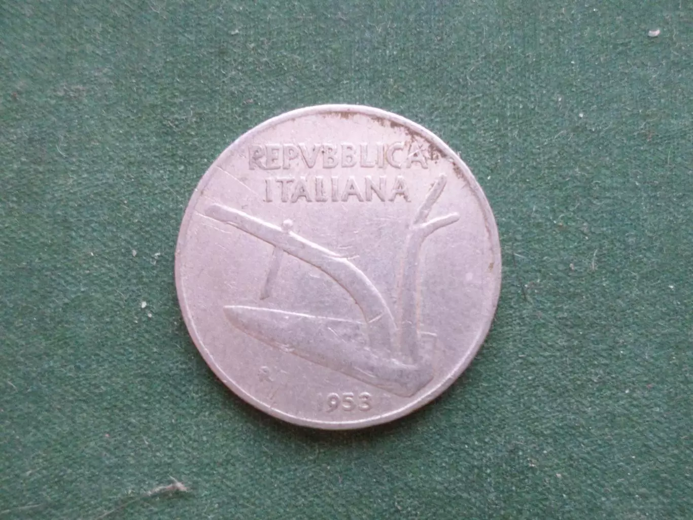 Монета 10 лир Италия 1953 г 1