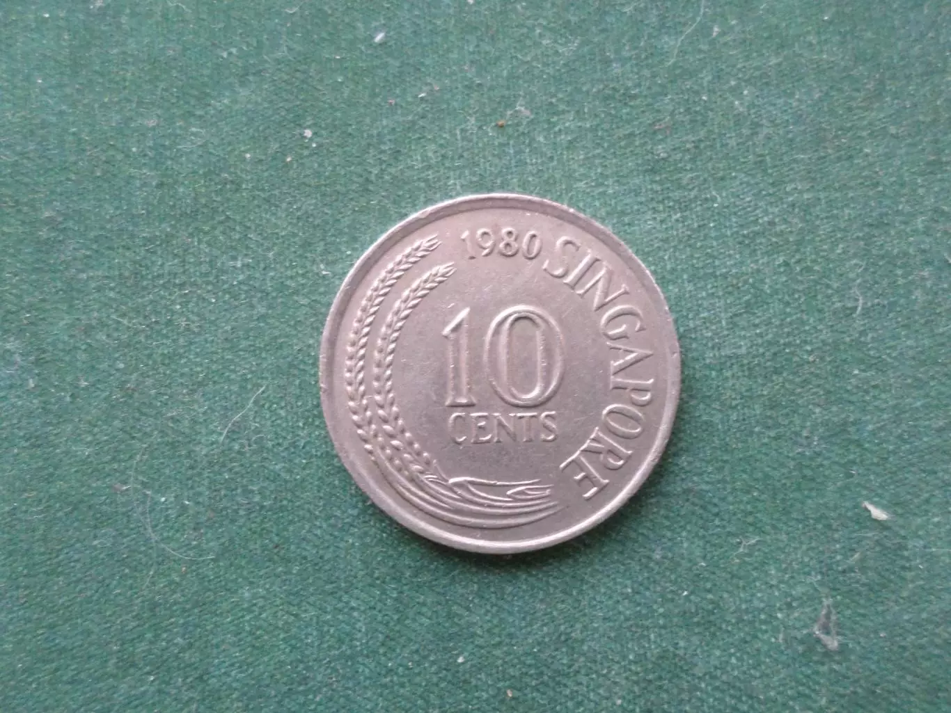 Монета 10 центов Сингапур 1980 г